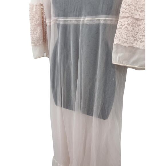 Vintage light Pink Sheer Lace Maxi Duster - Picture 4 of 5